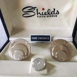 Cufflinks